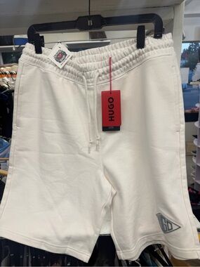 Hugo men’s white shorts L